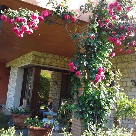 La Dolce Vita Montecchia di Crosara Exterior photo